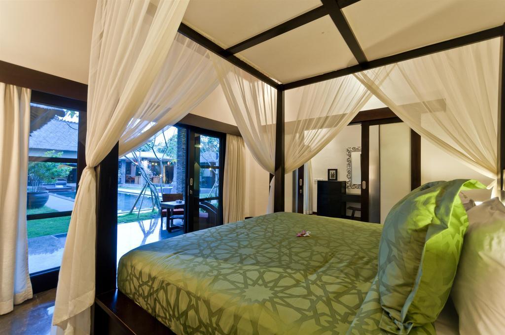 Villa Mahkota Seminyak Quarto foto