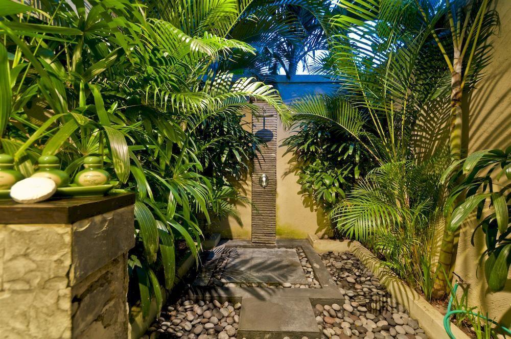Villa Mahkota Seminyak Exterior foto