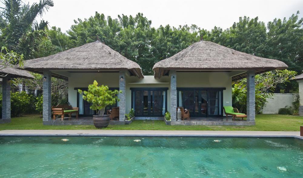 Villa Mahkota Seminyak Exterior foto